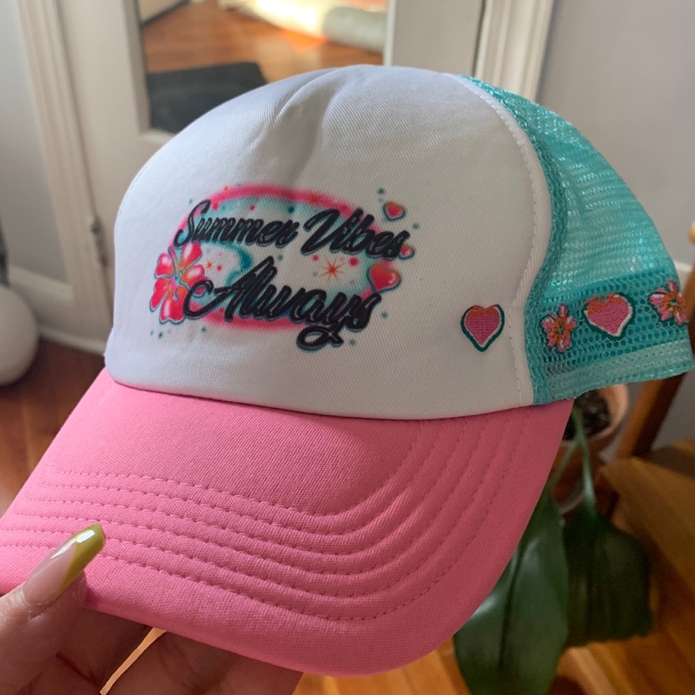 Summer vibes trucker hat